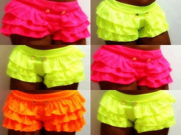 SHORTS DE BABADINHO PANICATS